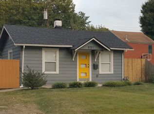 8321 Ward Parkway Plaz, Kansas City, MO 64114