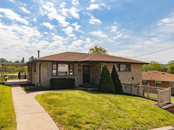 706 Willis Ave, Bridgeport, WV 26330