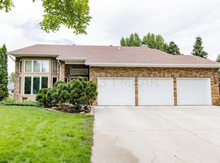 2207 34 1/2 Ave S, Fargo, ND 58104