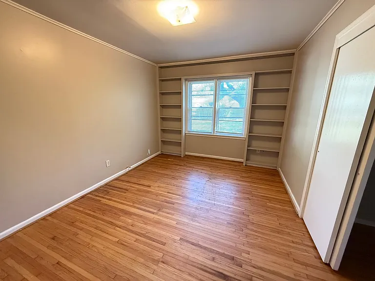 5213 S Saint Louis Ave — Photo 10