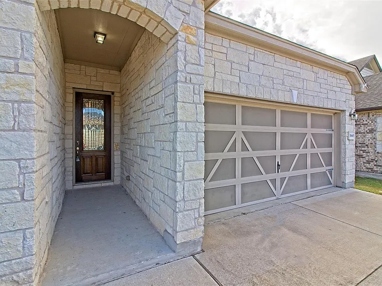 31443 Kingsway Rd — Photo 4