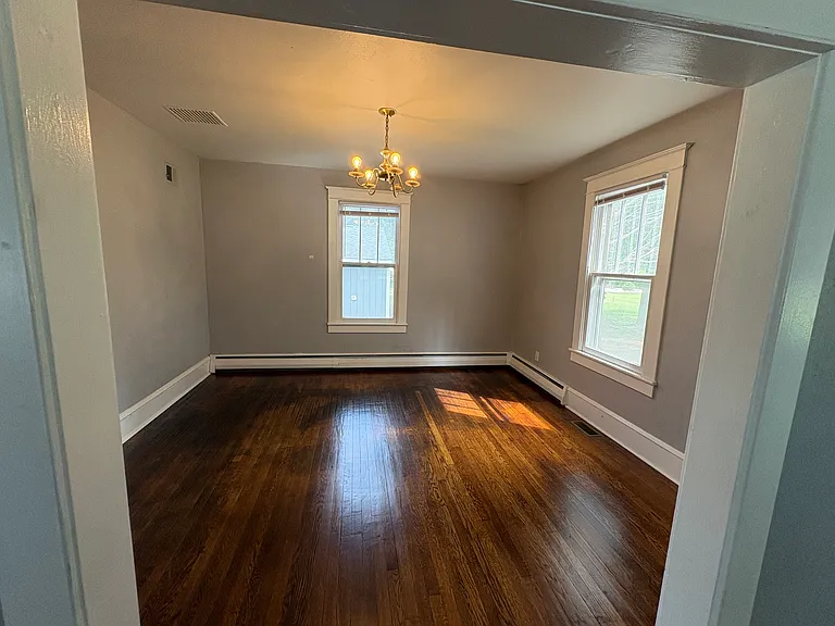 318 Harpersville Rd — Photo 12