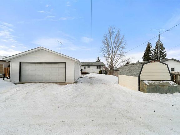 5th image of 4723 W 52nd St