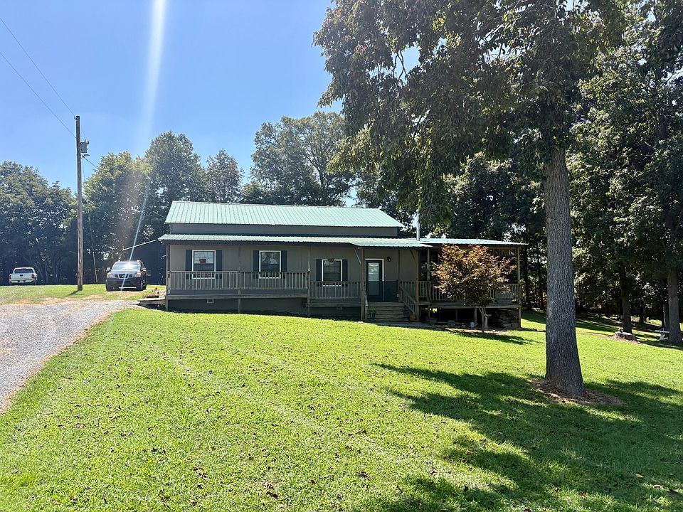 1st image of 285 Sullivan Rd