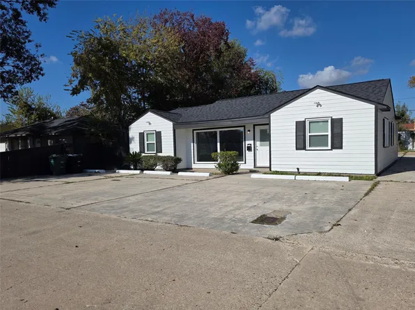 13379 Force St, Houston, TX 77015