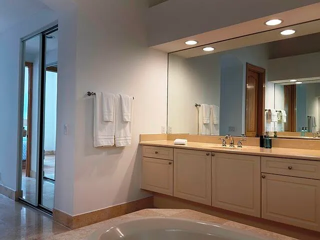 8387 Ironhorse Ct — Photo 12