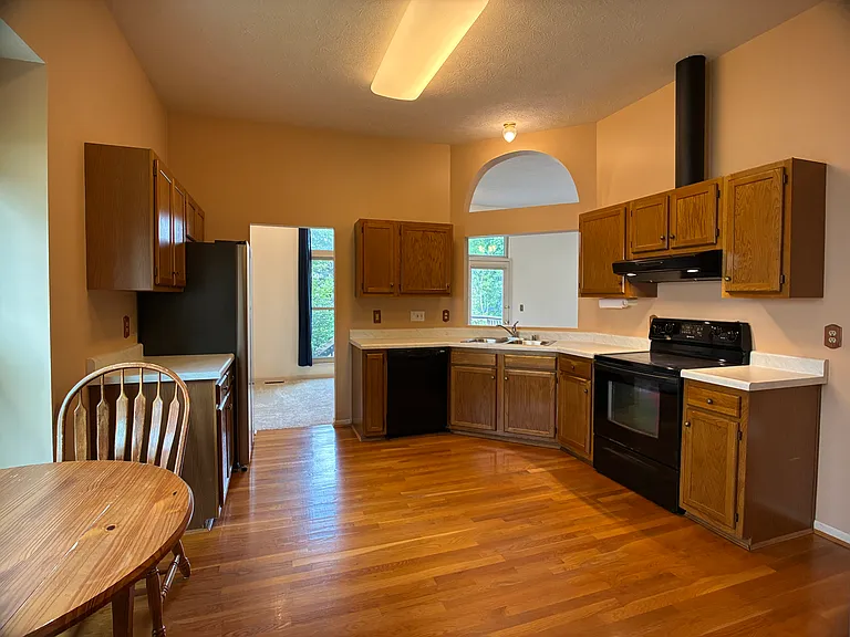 6400 Belmont Park Ct — Photo 9