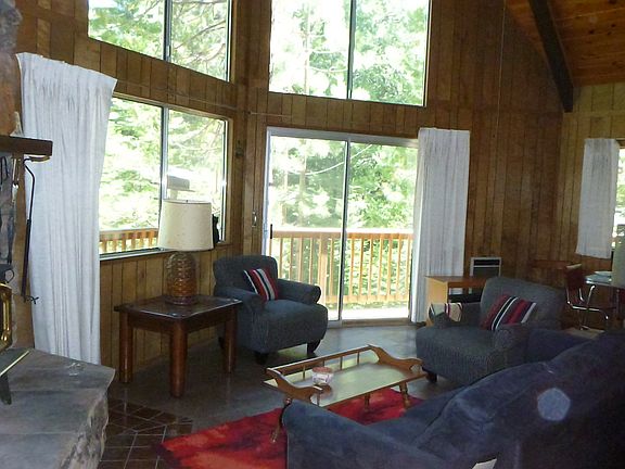 2nd image of 26989 Summerhill Dr