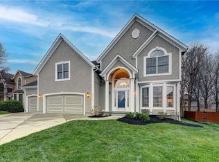 8015 W 146th Ter, Overland Park, KS 66223