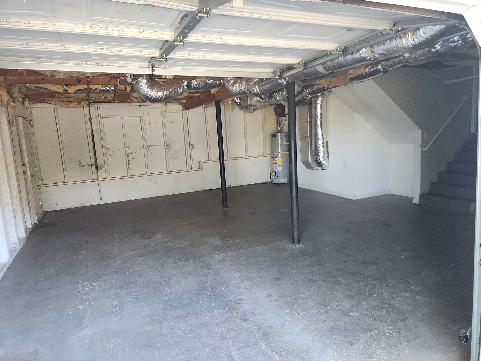 3 bed, 1150 sqft, $1,695 — Photo 3
