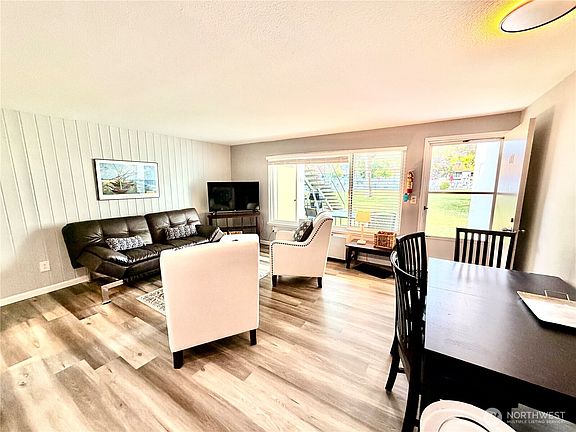 5th image of 8903 Crescent Bar Rd #177