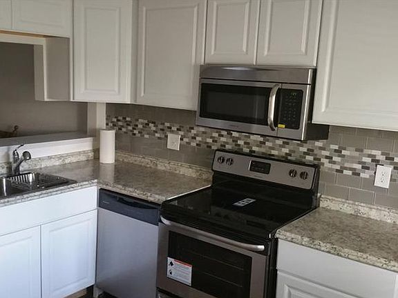 4th image of 164 115th Ave NE #164