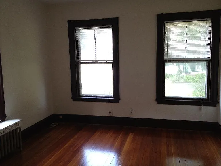 81 S Main St — Photo 8