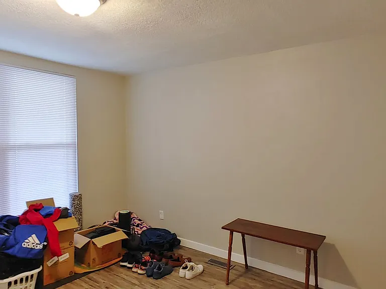 2111 Oak St — Photo 30