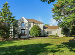 4 Burgundy Dr, Holmdel, NJ