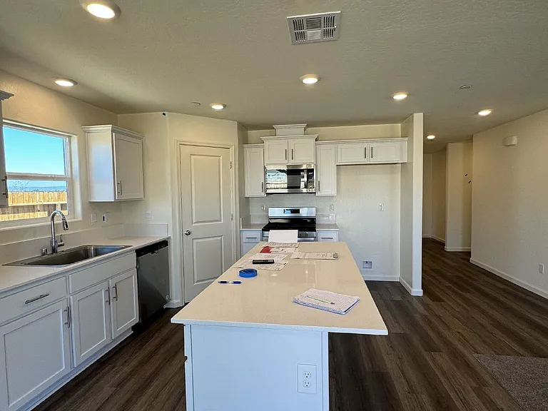 4549 Michelle Dr — Photo 13
