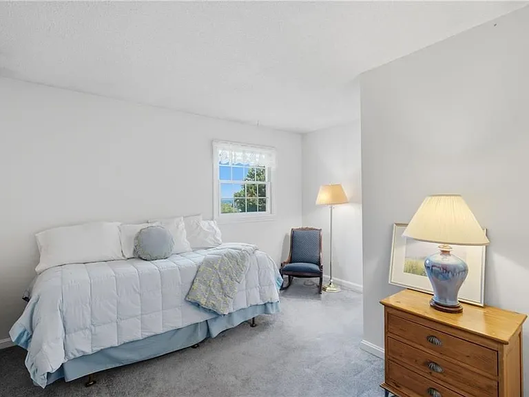 131 Taylor Rd — Photo 22