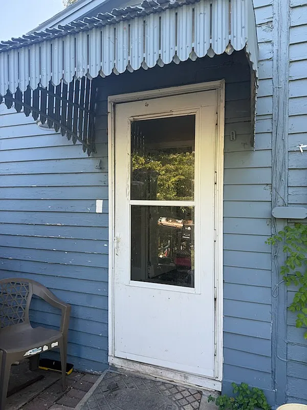 2 bed, $1,100 — Photo 2