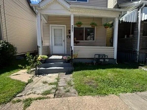 207 Railroad Ave, Carnegie, PA 15106