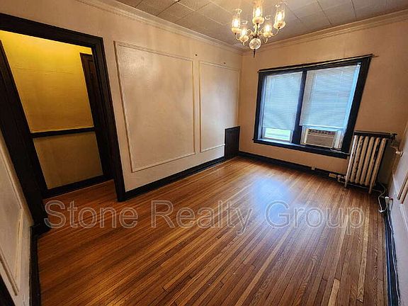 3rd image of 525 S 6th St Unit 5