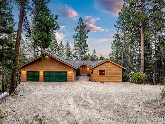 2nd image of 160 Forest Dr