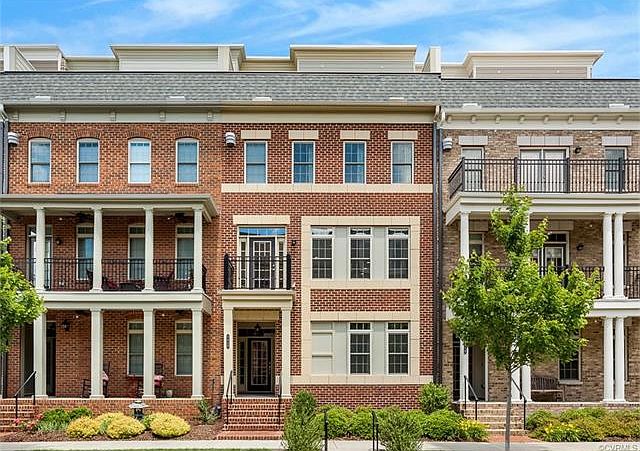 1st image of 2420 Liesfeld Pkwy #2420