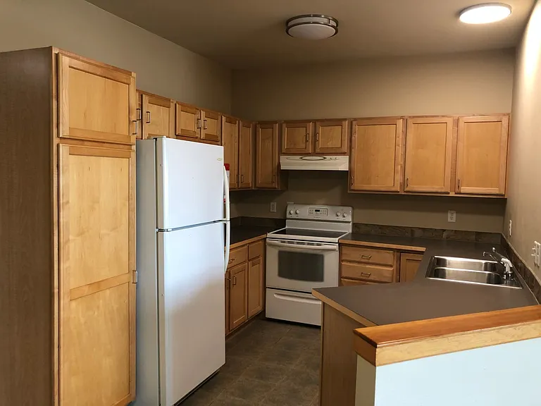 1007 High St #103 — Photo 3
