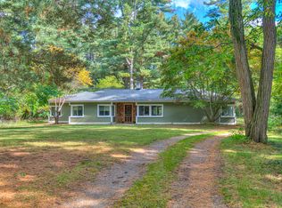 5927 S Jackson Rd, Jackson, MI 49201