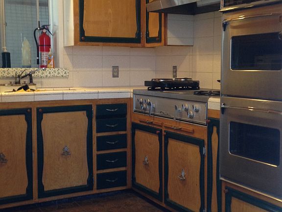 5th image of 9322 Marietta Ave