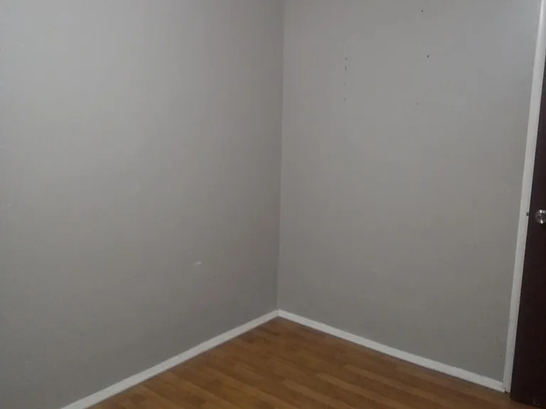 1957 Cudaback Ave #2 — Photo 9