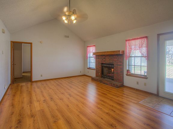 3rd image of 8204 E Norman Ave