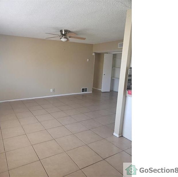 1st image of 9405 Montrose Ct