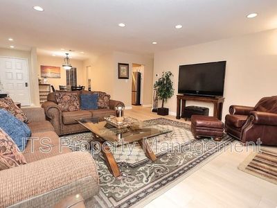 200 P St APT B-11, Sacramento, CA, 95814
