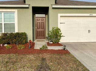 1903 Hollybrooke Rd, Edgewater, FL 32141