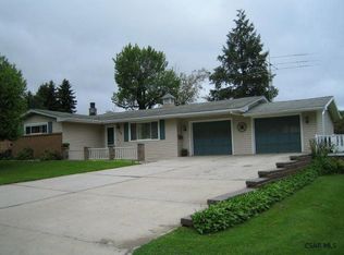 304 Woodmont Rd, Johnstown, PA 15905