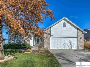 13466 Camden Ave, Omaha, NE 68164