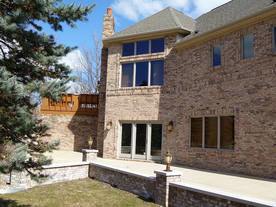 2nd image of 3807 Gillett Ct