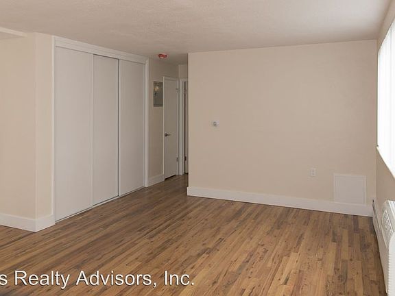 5th image of 1258 N Marion St APT 303