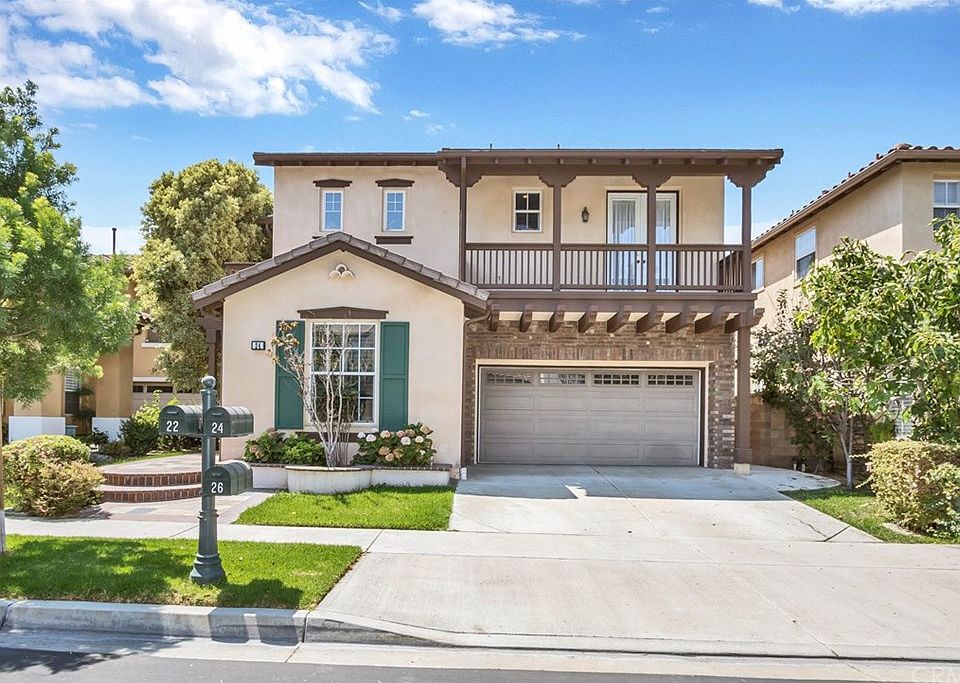 1st image of 24 Carpenteria