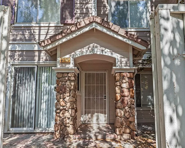 6125 Lambeck Ln — Photo 1