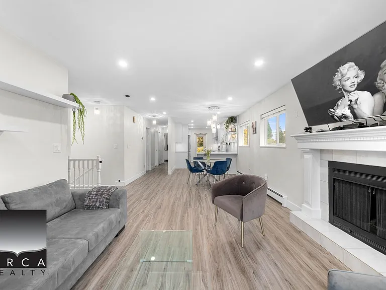 1403 Frederick Rd — Photo 3