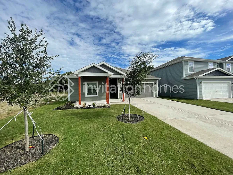218 N Island Dr