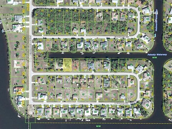 3rd image of 18034 Petoskey Cir