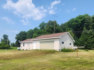 4135 18th Rd, Escanaba, MI 49829