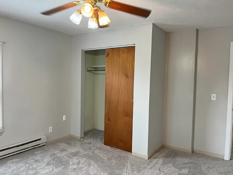236 W Main St — Photo 9