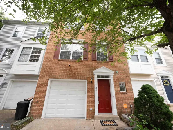 2705 Brier Pond Cir, Woodbridge, VA 22191