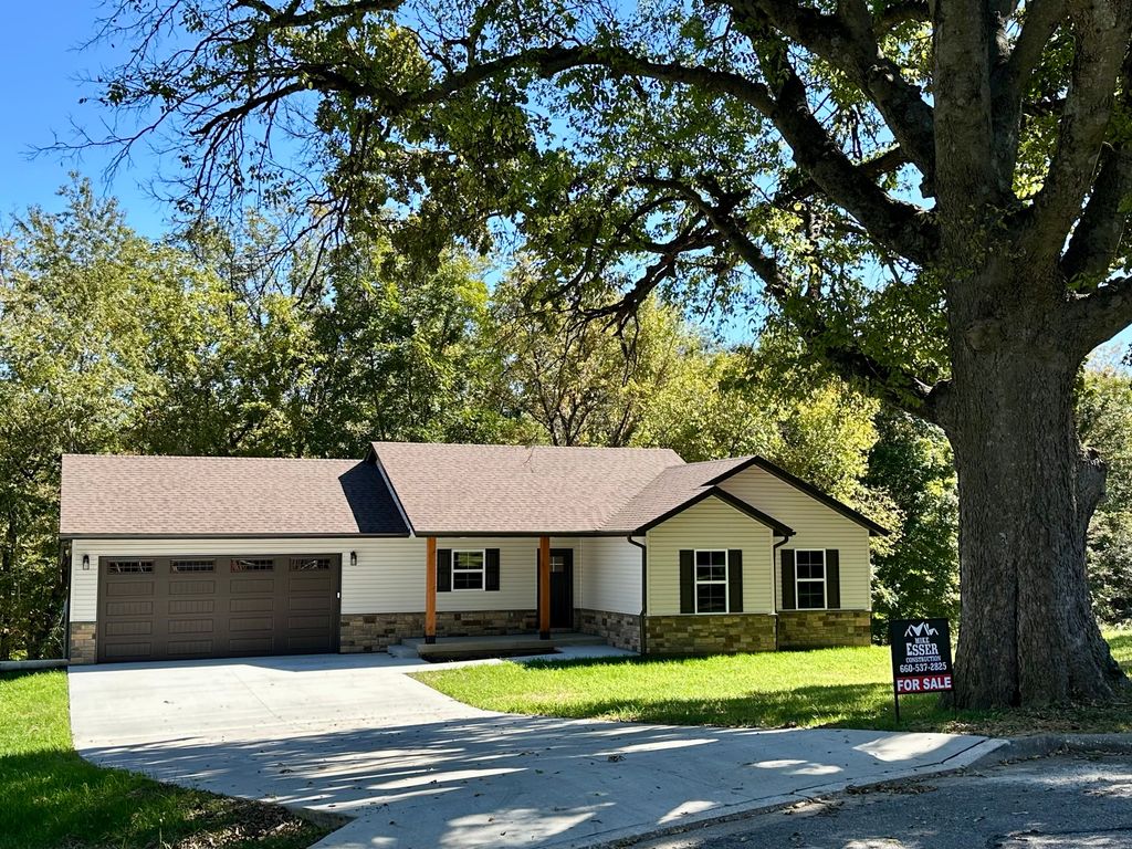 10 Boller Dr - Property Image
