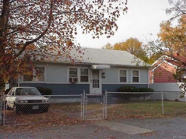 1st image of 1419 Minefee St