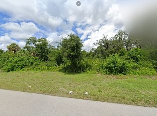 634 Woodcrest Dr, Lehigh Acres, FL 33972