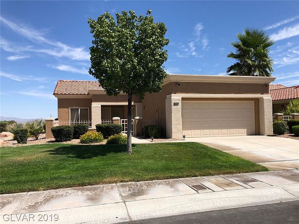 1st image of 2720 Valley Downs Dr